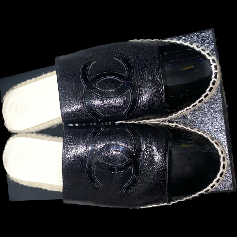 Chanel Eapadrille mules